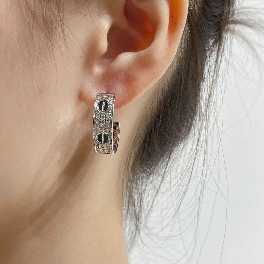 [⭐Clover Jewelry]LOVE CERAMIC DIAMOND PAVED SILVER EARRINGS