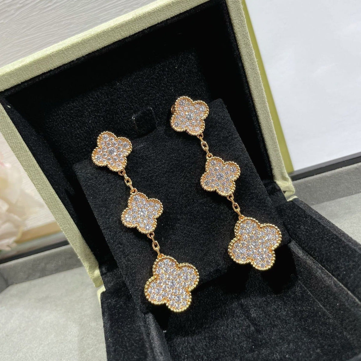 [⭐Clover Jewelry]CLOVER 3 MOTIFS DIAMOND PAVED ROSE GOLD EARRINGS
