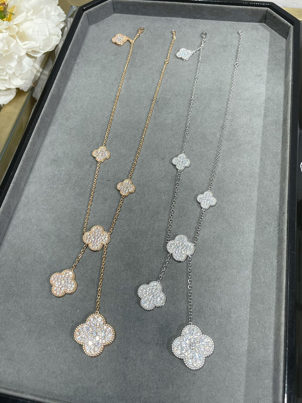 [⭐Clover Jewelry]CLOVER 6 MOTIF DIAMOND PAVED NECKLACE