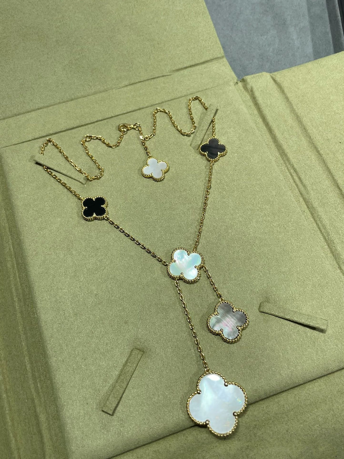 [⭐Clover Jewelry]CLOVER 6 MOTIF MOP ONYX GOLD NECKLACE