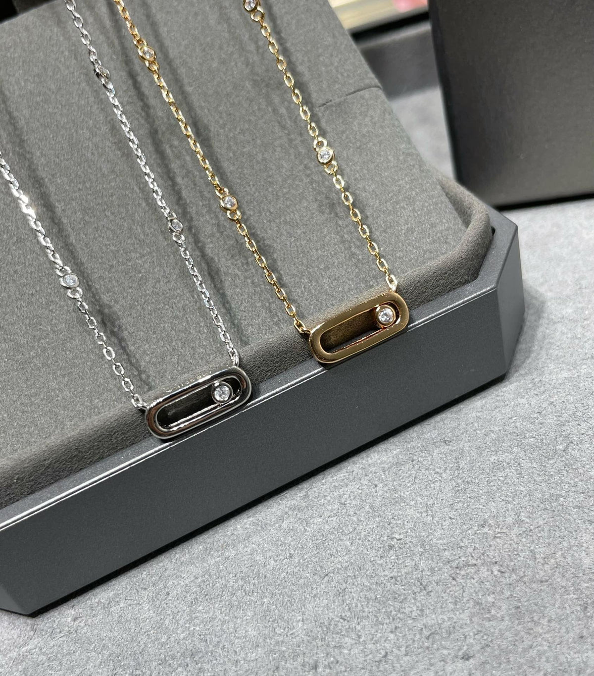 [⭐Clover Jewelry]MOVE UNO DIAMOND NECKLACE
