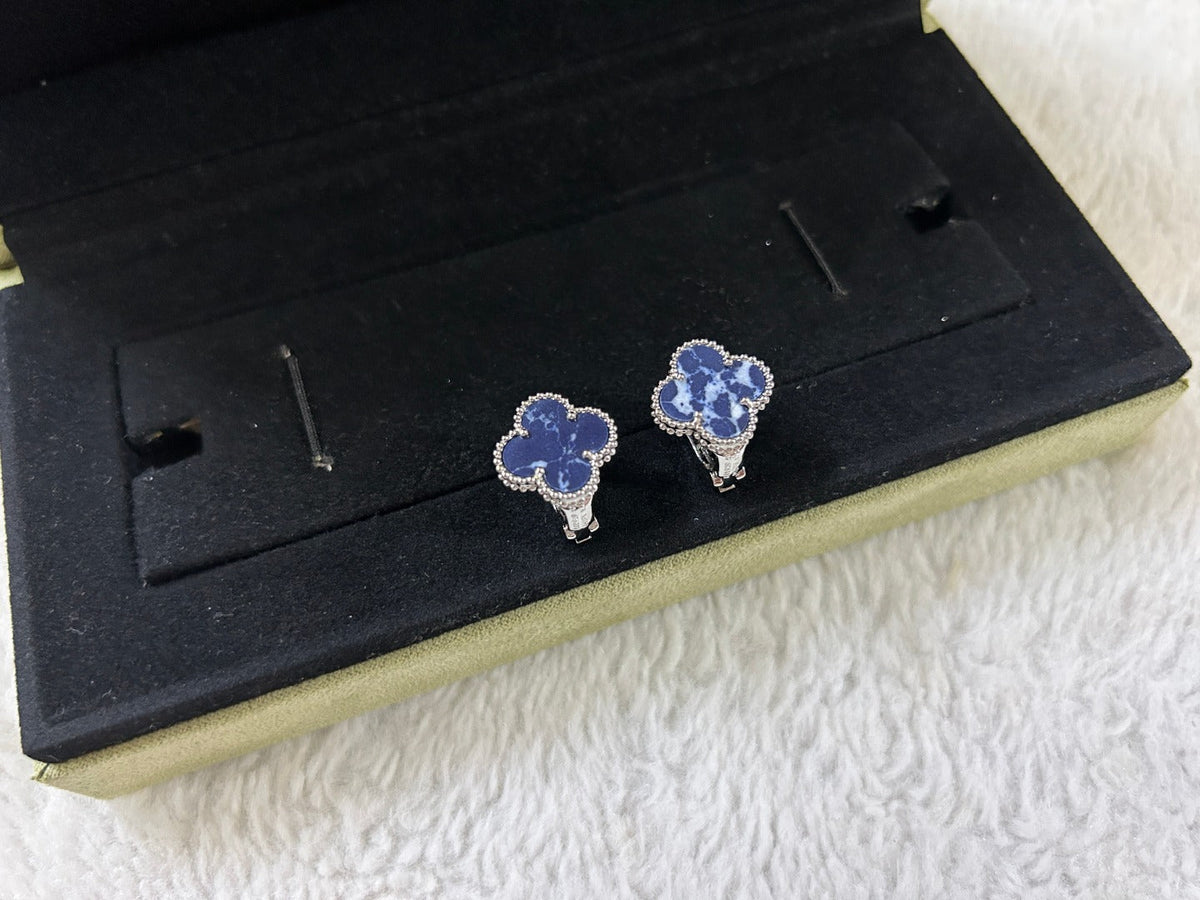 [⭐Clover Jewelry]CLOVER PIETERSITE MEDIUM STUD EARRINGS