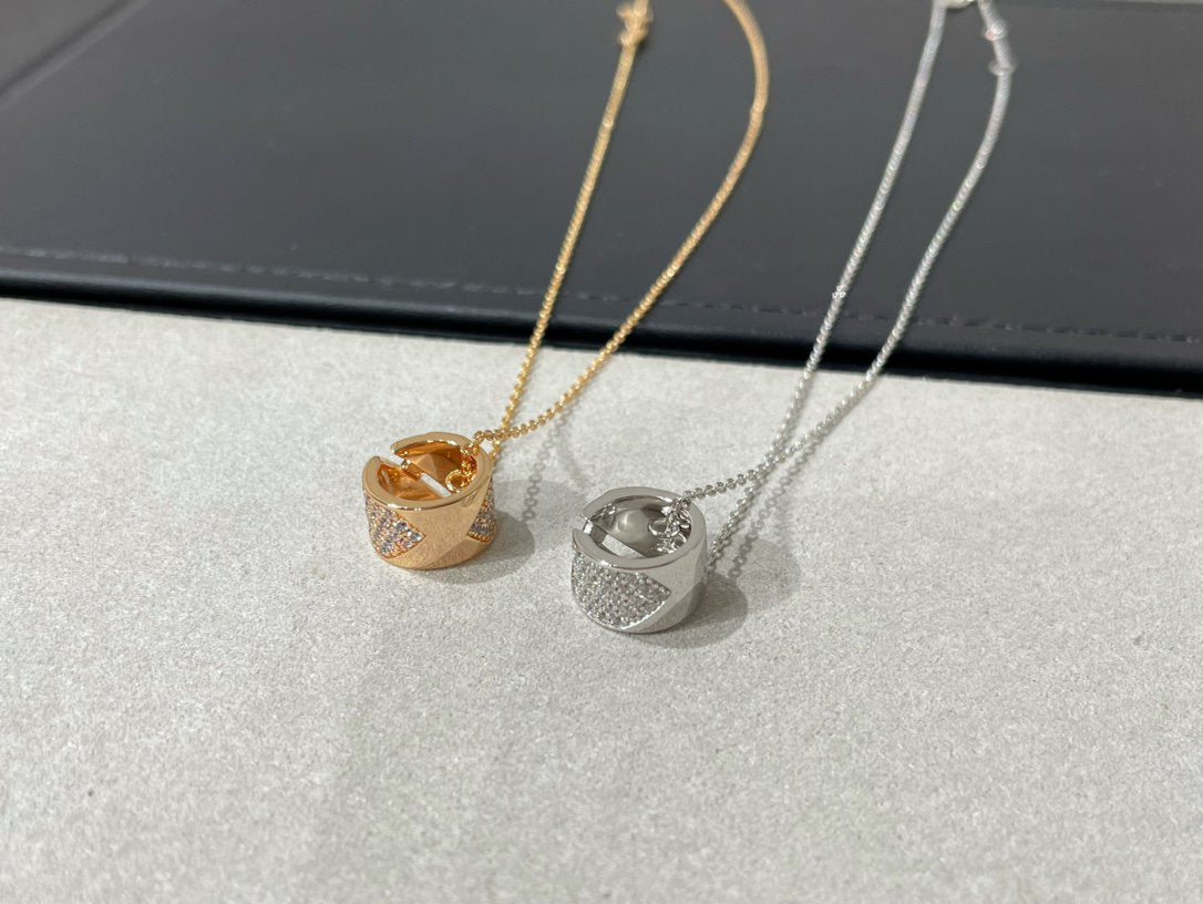 [⭐Clover Jewelry]LIENS EVIDENCE DIAMOND PAVED NECKLACE