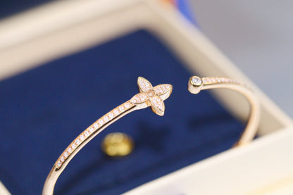 [⭐Clover Jewelry]IDYLLE PINK GOLD OPEN BRACELET DIAMOND PAVED