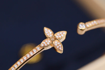 [⭐Clover Jewelry]IDYLLE PINK GOLD OPEN BRACELET DIAMOND PAVED