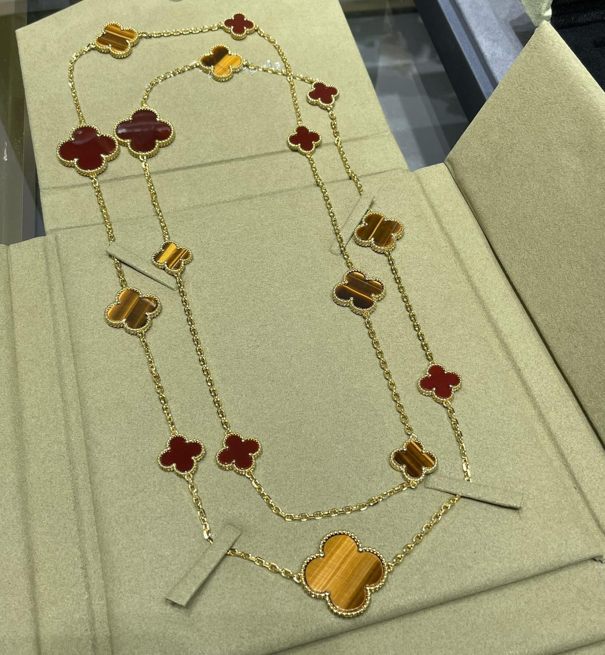 [⭐Clover Jewelry]CLOVER 16 MOTIF CARNELIAN TIGER EYE ROSE GOLD NECKLACE