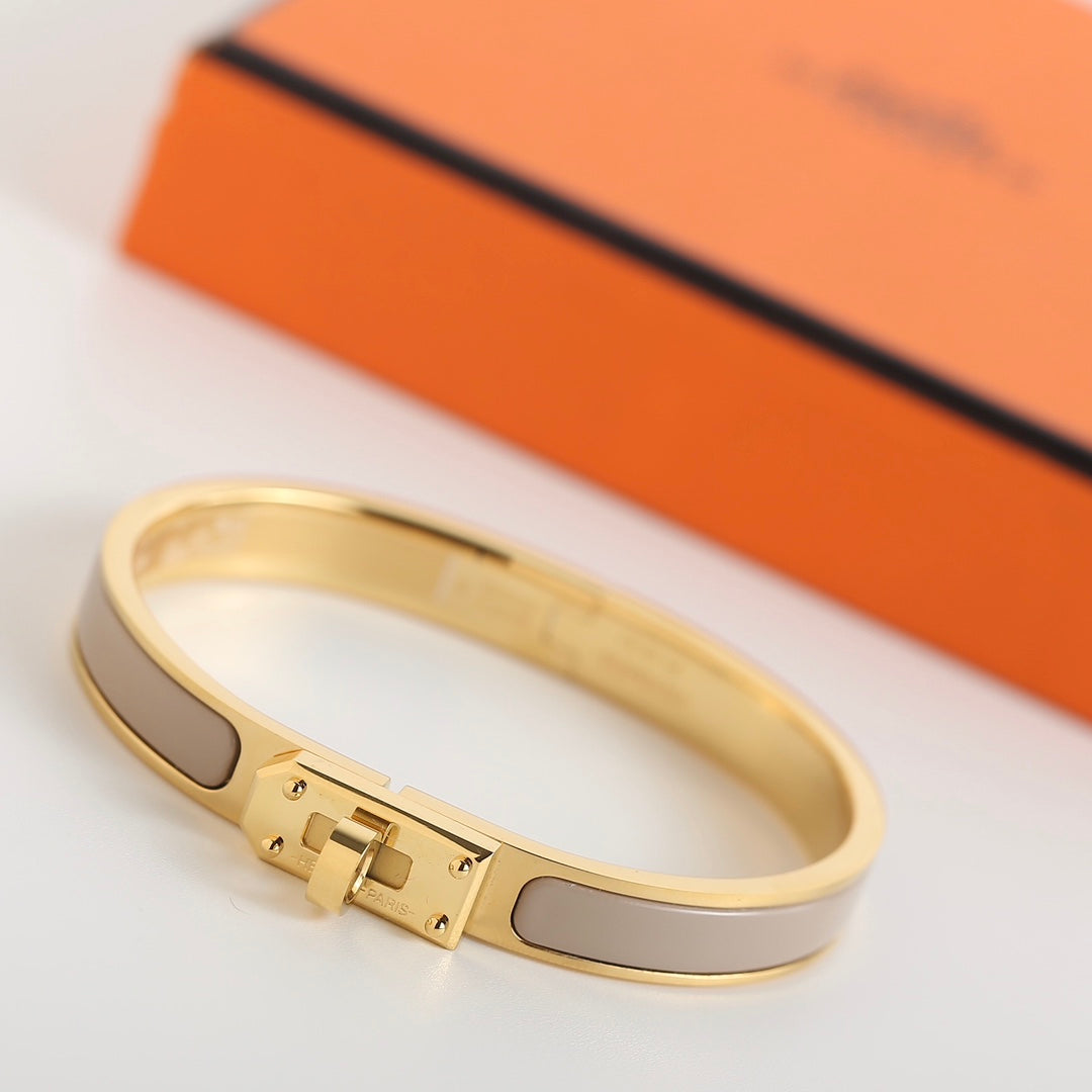 [⭐Clover Jewelry]HM KELLY GREY BRACELET