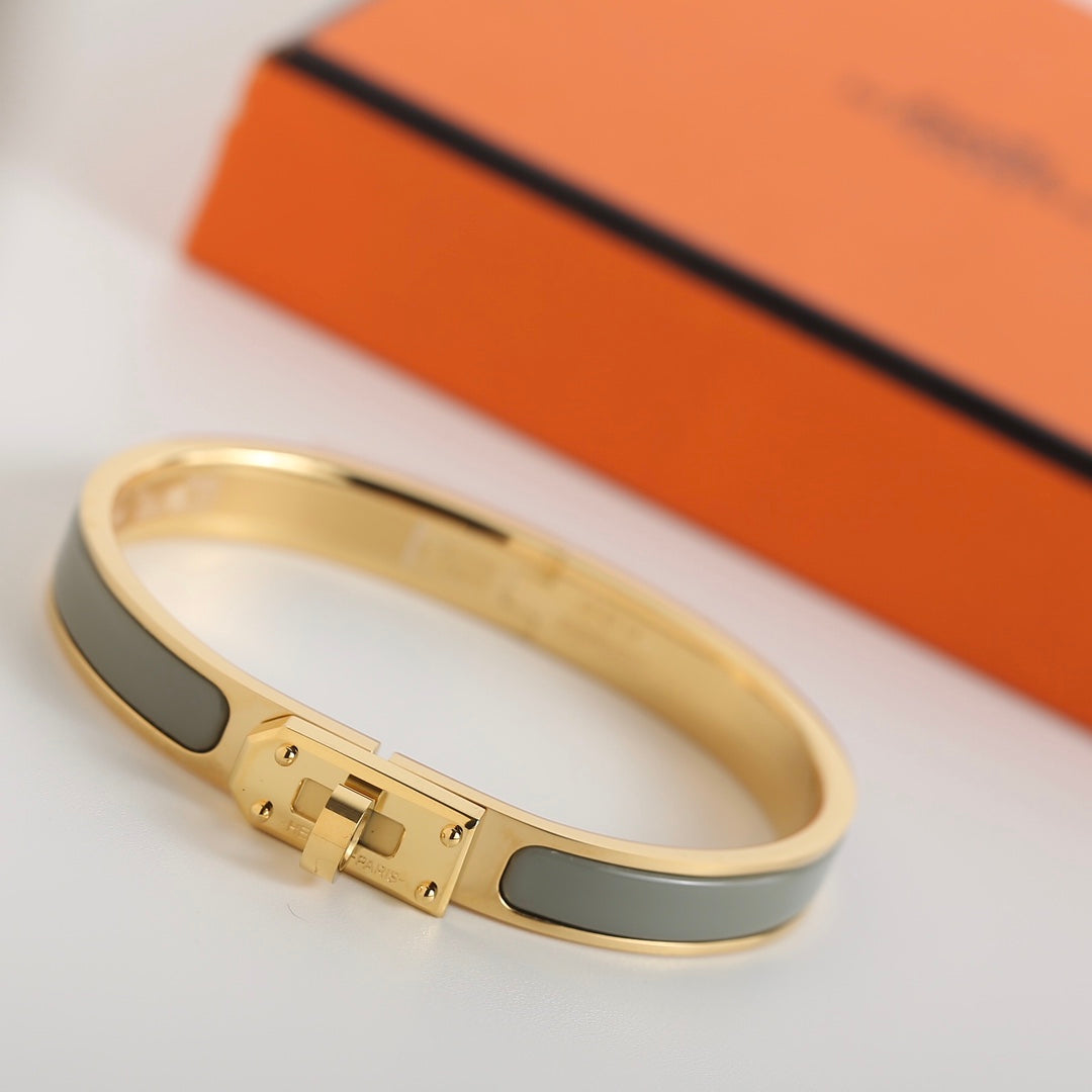 [⭐Clover Jewelry]HM KELLY BLUE GREEN BRACELET