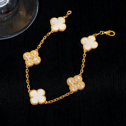 [⭐Clover Jewelry]CLOVER WHITE PEARL MOP 5 MOTIF BRACELET COLLECTION