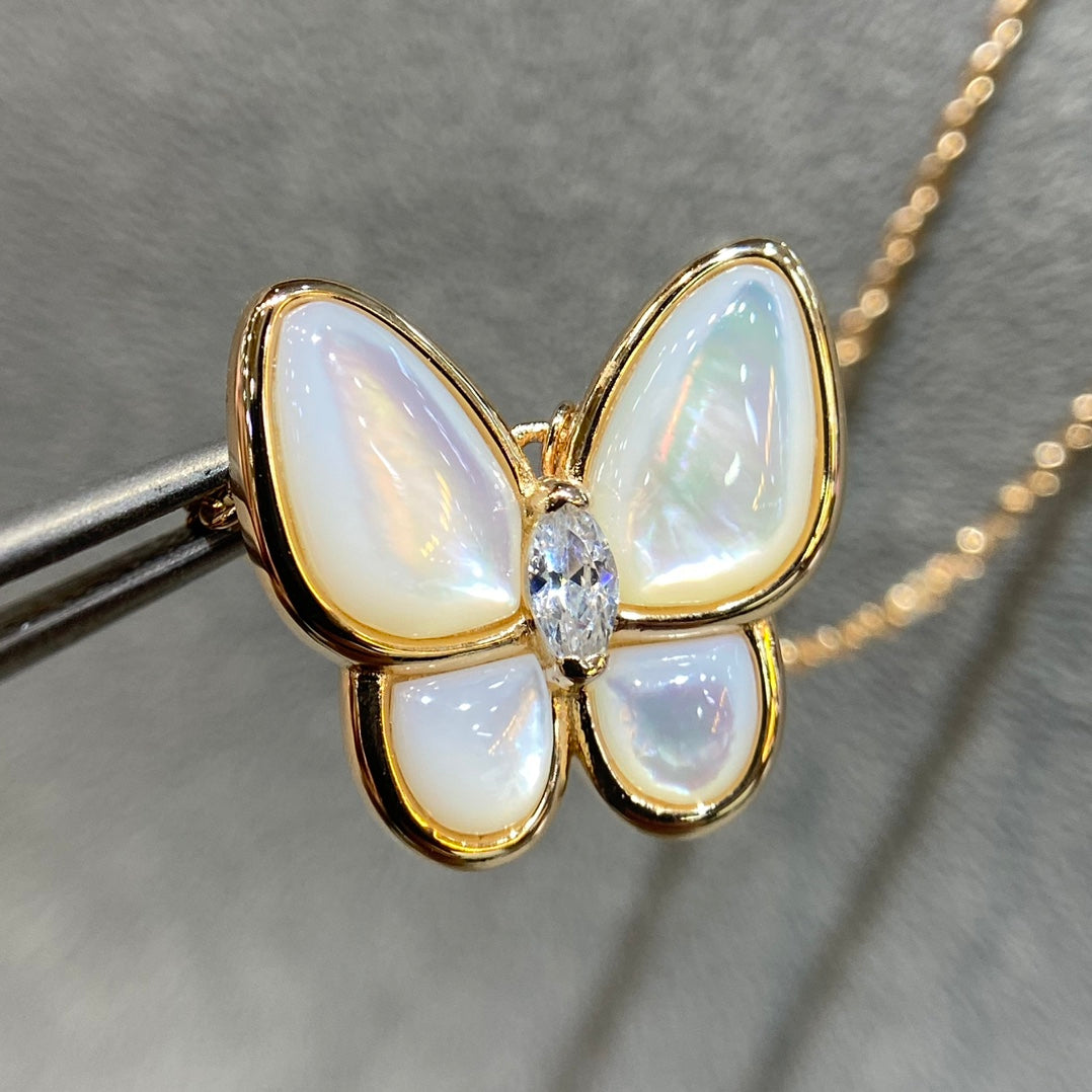 [⭐Clover Jewelry]BUTTERFLY MOP DIAMOND NECKLACE
