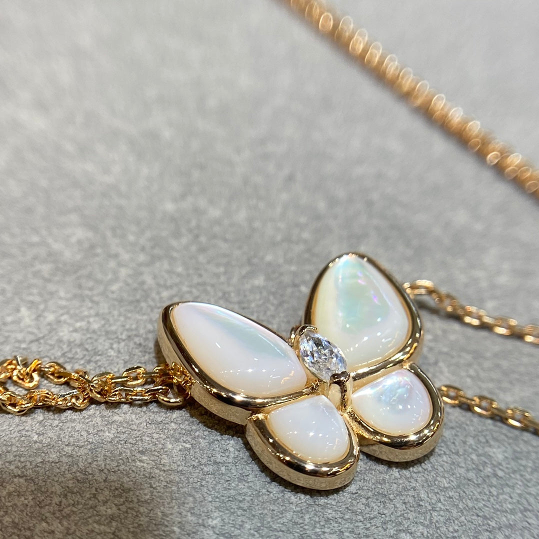 [⭐Clover Jewelry]BUTTERFLY MOP DIAMOND NECKLACE