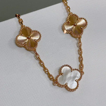 [⭐Clover Jewelry]CLOVER WHITE PEARL MOP 5 MOTIF BRACELET COLLECTION