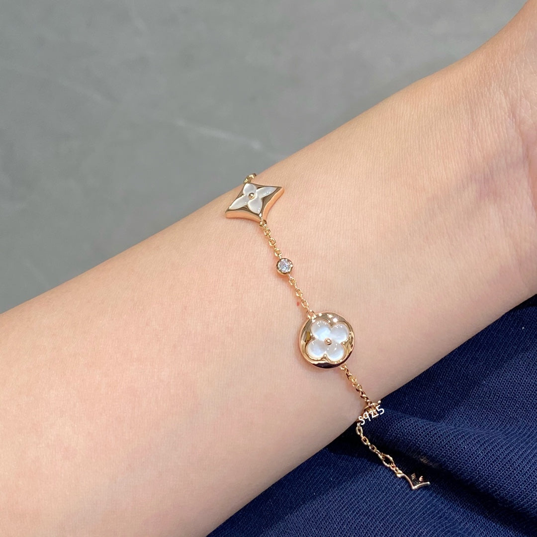 [⭐Clover Jewelry]STAR AND SUN 4 MOTIF WHITE MOP PINK GOLD BRACELET