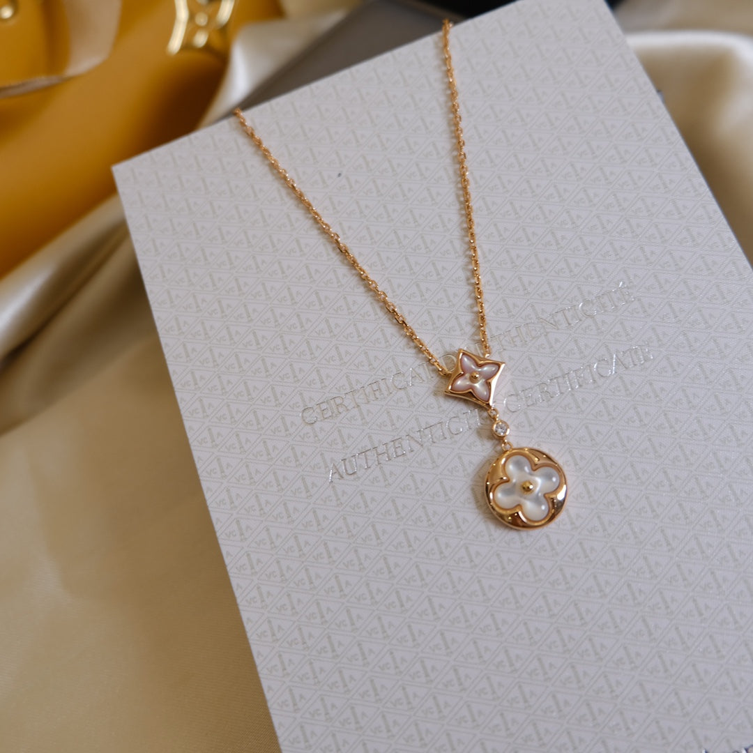 [⭐Clover Jewelry]STAR AND SUN WHITE MOP 2 MOTIF PINK GOLD NECKLACE