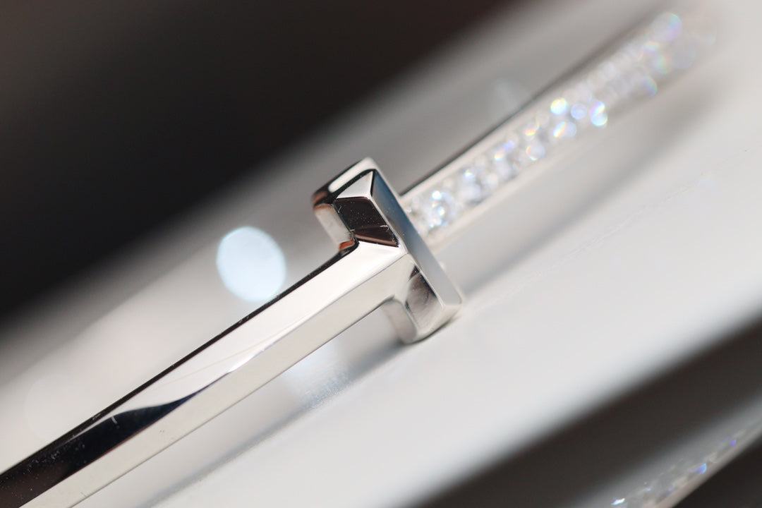 [Clover Jewelry]NARROW T1 HINGED BANGLE DIAMOND SILVER