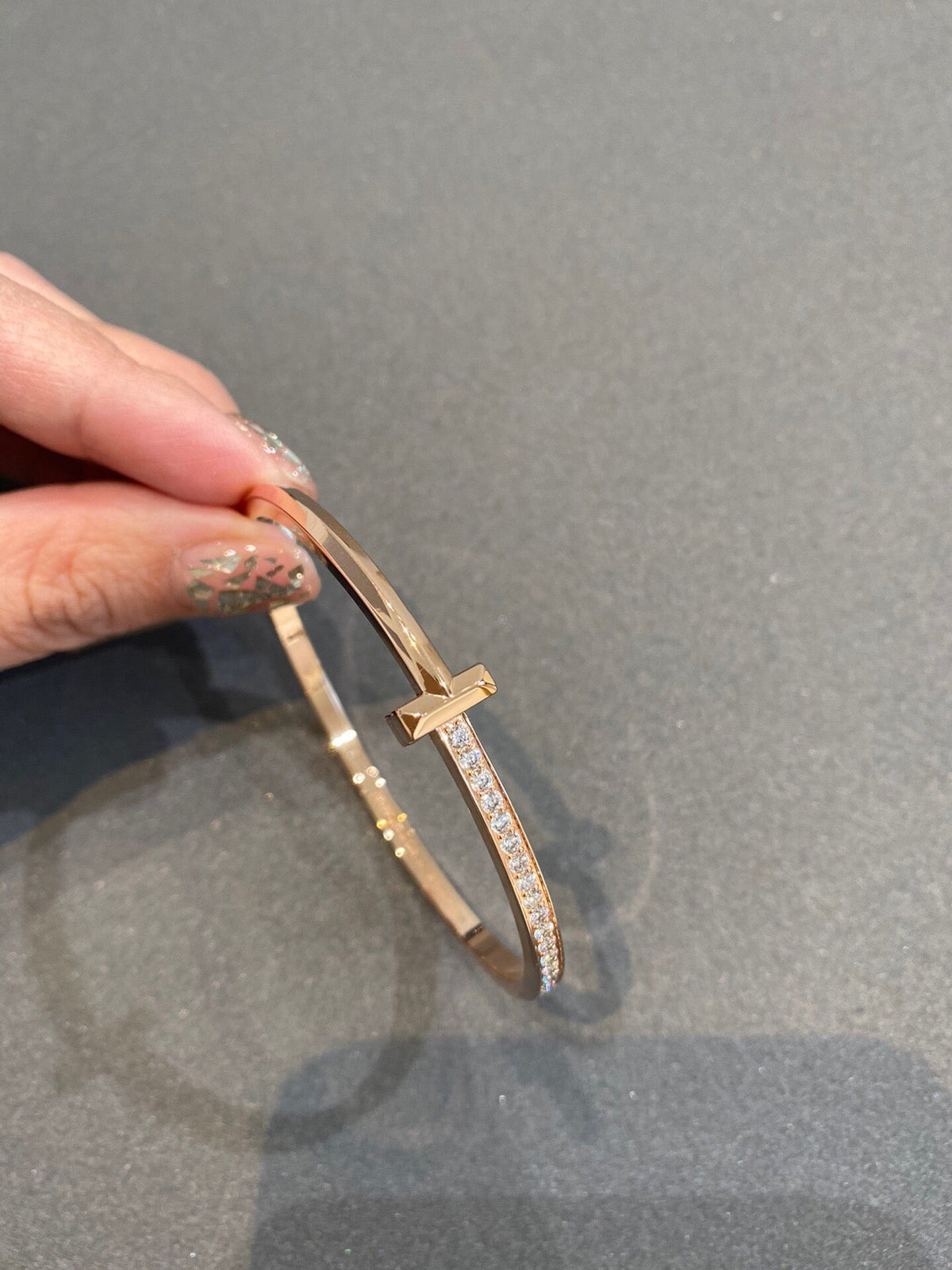 [Clover Jewelry]NARROW T1 HINGED BANGLE DIAMOND PINK GOLD