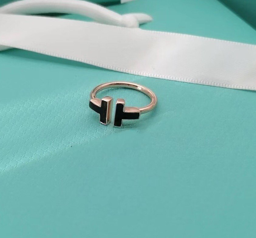 [Clover Jewelry]T SMALL ONYX PINK GOLD RING