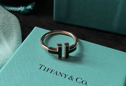 [Clover Jewelry]T SMALL ONYX PINK GOLD RING