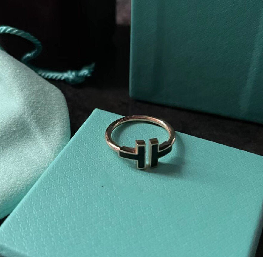 [Clover Jewelry]T SMALL ONYX PINK GOLD RING