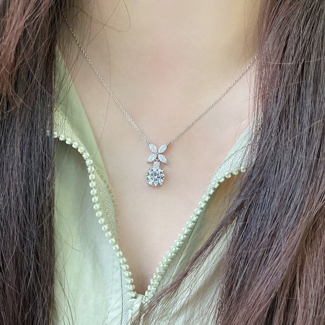 [Clover Jewelry]VICTORIA PENDANT SILVER DIAMOND NECKLACE