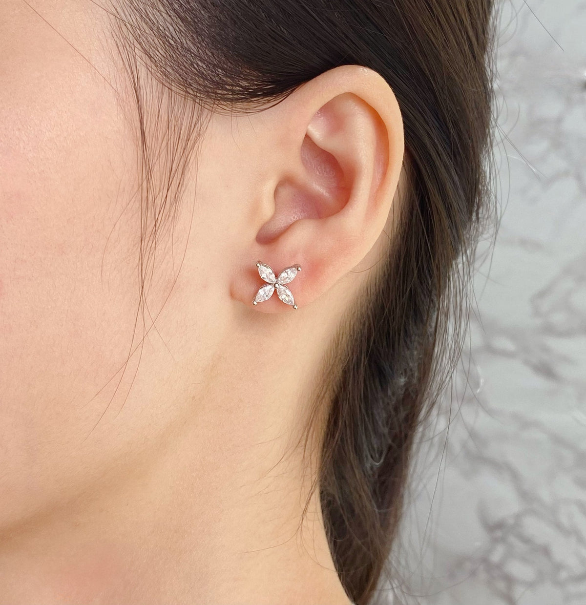 [Clover Jewelry]VICTORIA SILVER DIAMOND STUD MINI EARRINGS