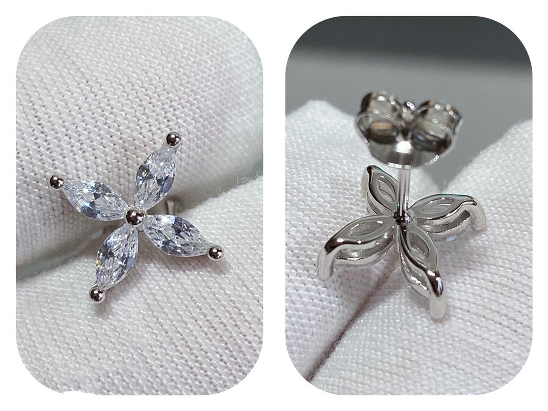 [Clover Jewelry]VICTORIA SILVER DIAMOND STUD MINI EARRINGS