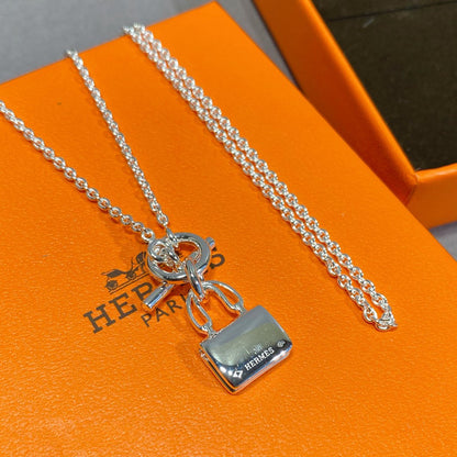 [⭐Clover Jewelry]CONSTANCE PEDANT SILVER NECKLACE