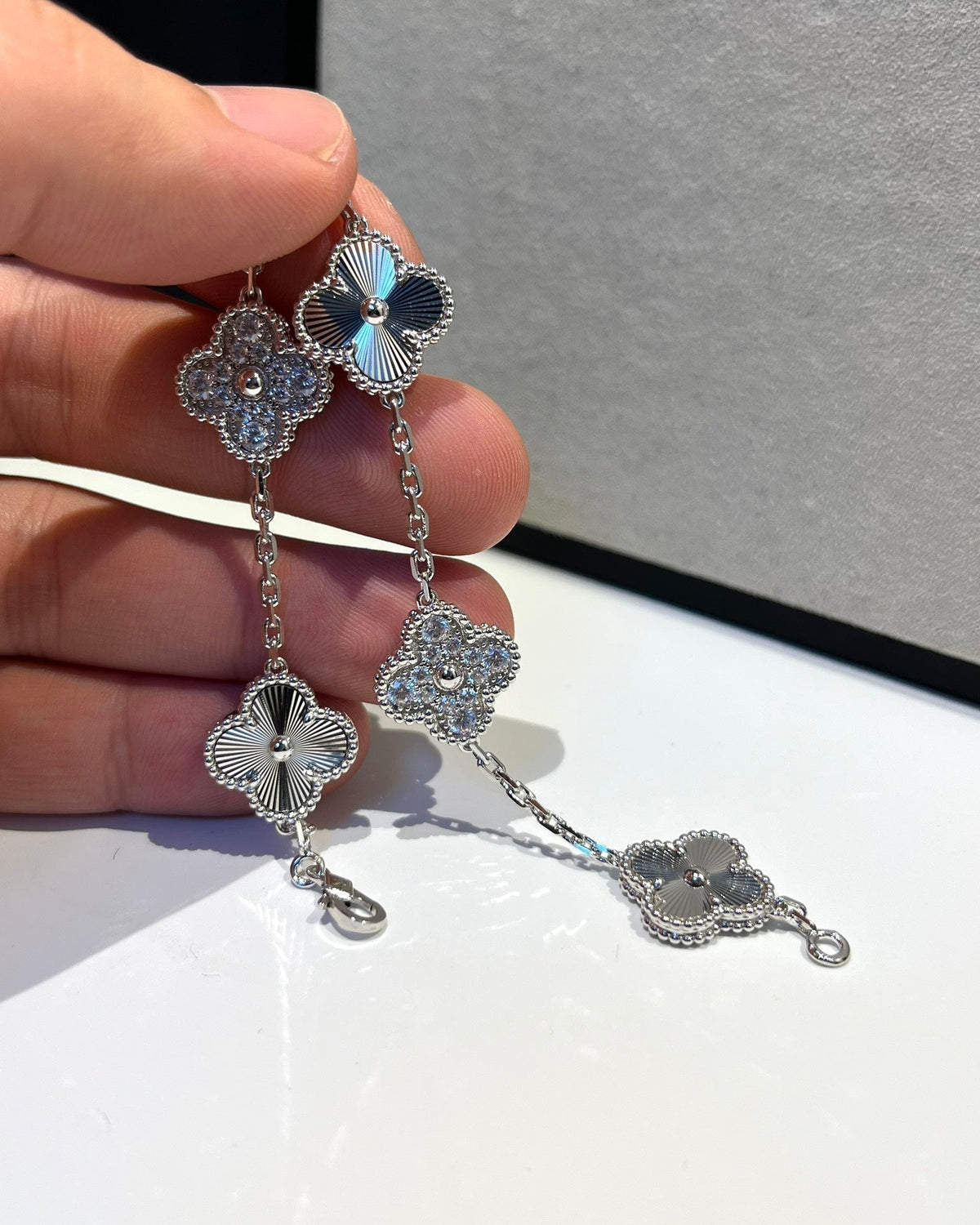 [⭐Clover Jewelry] CLOVER 5 MOTIF LASER BRACELET COLLECTION
