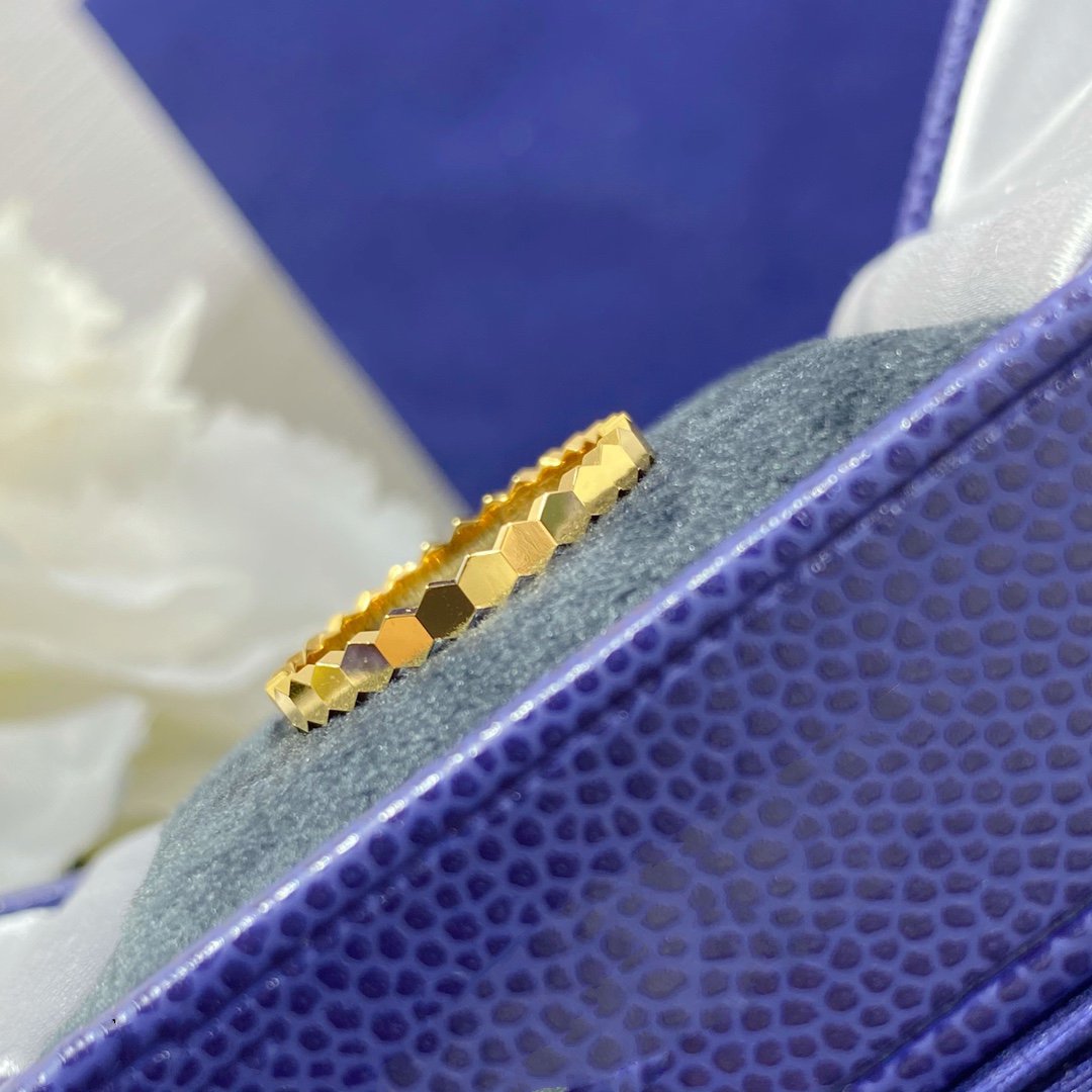 [⭐Clover Jewelry]BEE LOVE SMALL RING