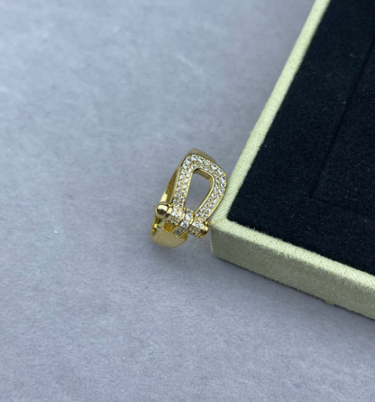 [⭐Clover Jewelry]Wide Hoof-Shaped Diamond-Studded Ring