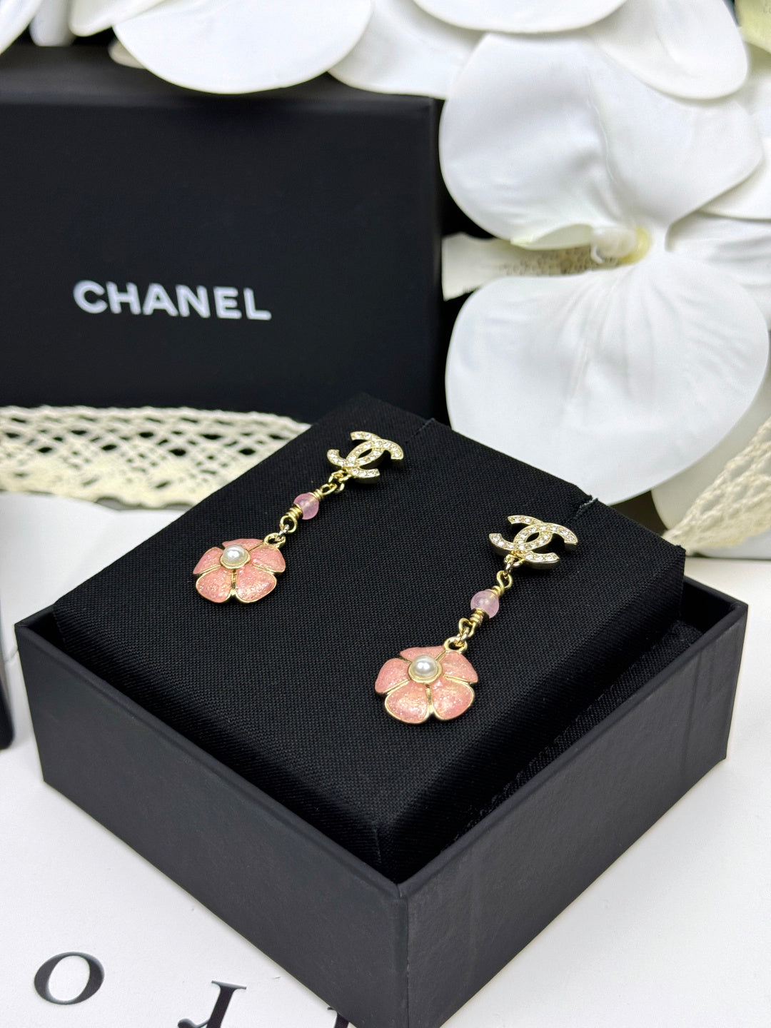 [⭐Clover Jewelry]26C Pink Camellia Enamel Pendant with Double C Earrings
