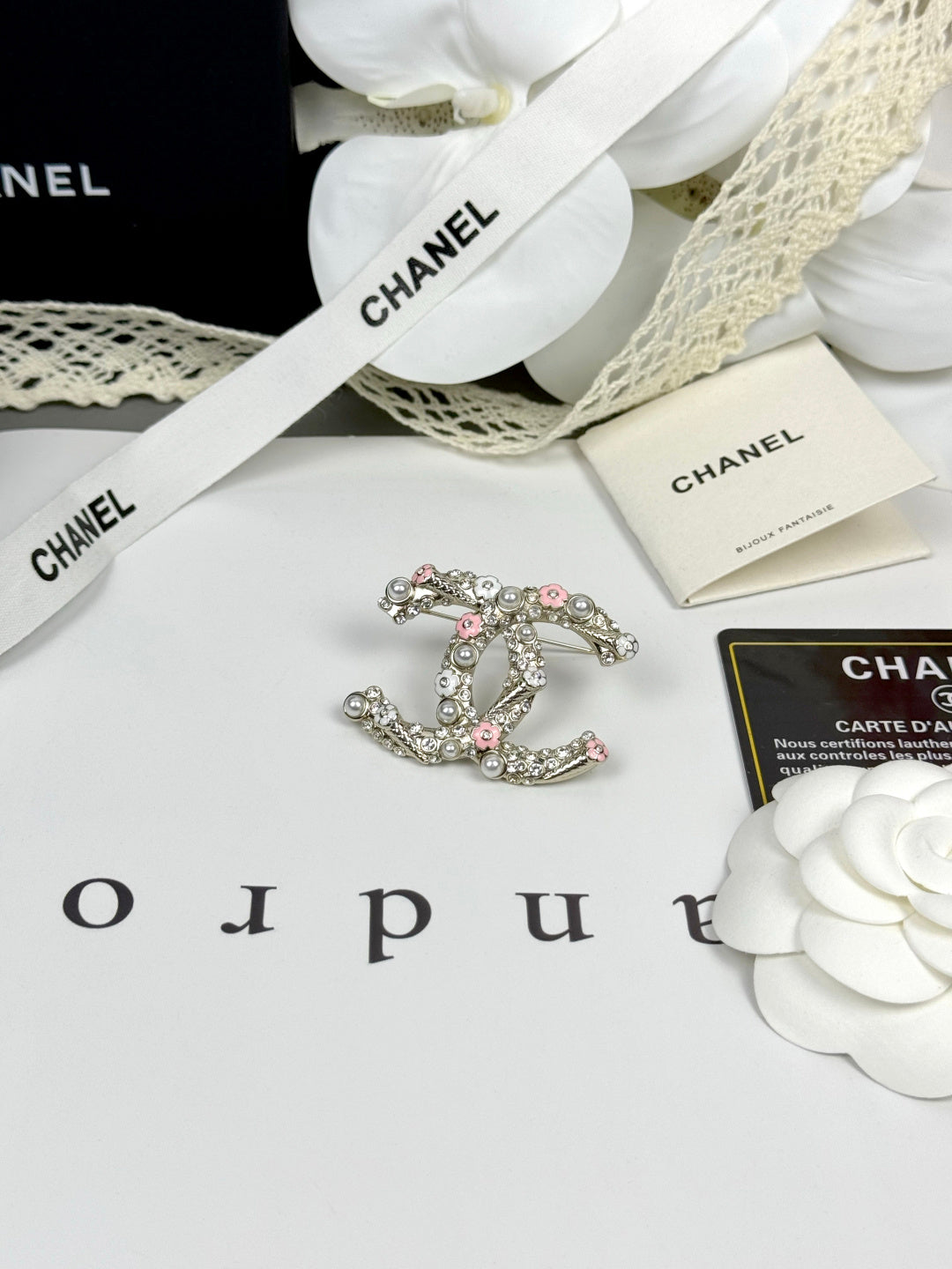 [⭐Clover Jewelry]26C Pink-White Enamel Ice Cream Cone Double C Brooch