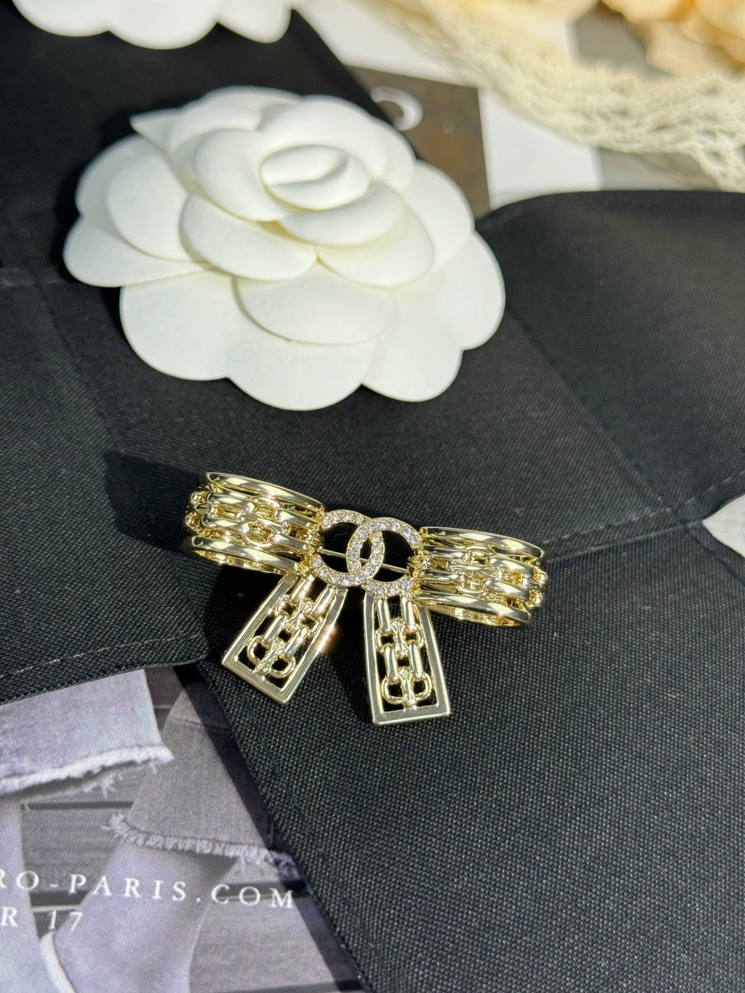 [⭐Clover Jewelry]25K Hollow Bow Brooch