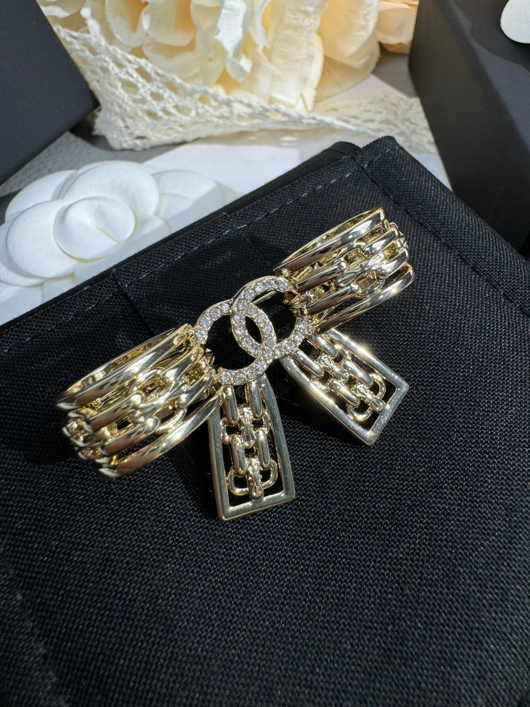 [⭐Clover Jewelry]25K Hollow Bow Brooch