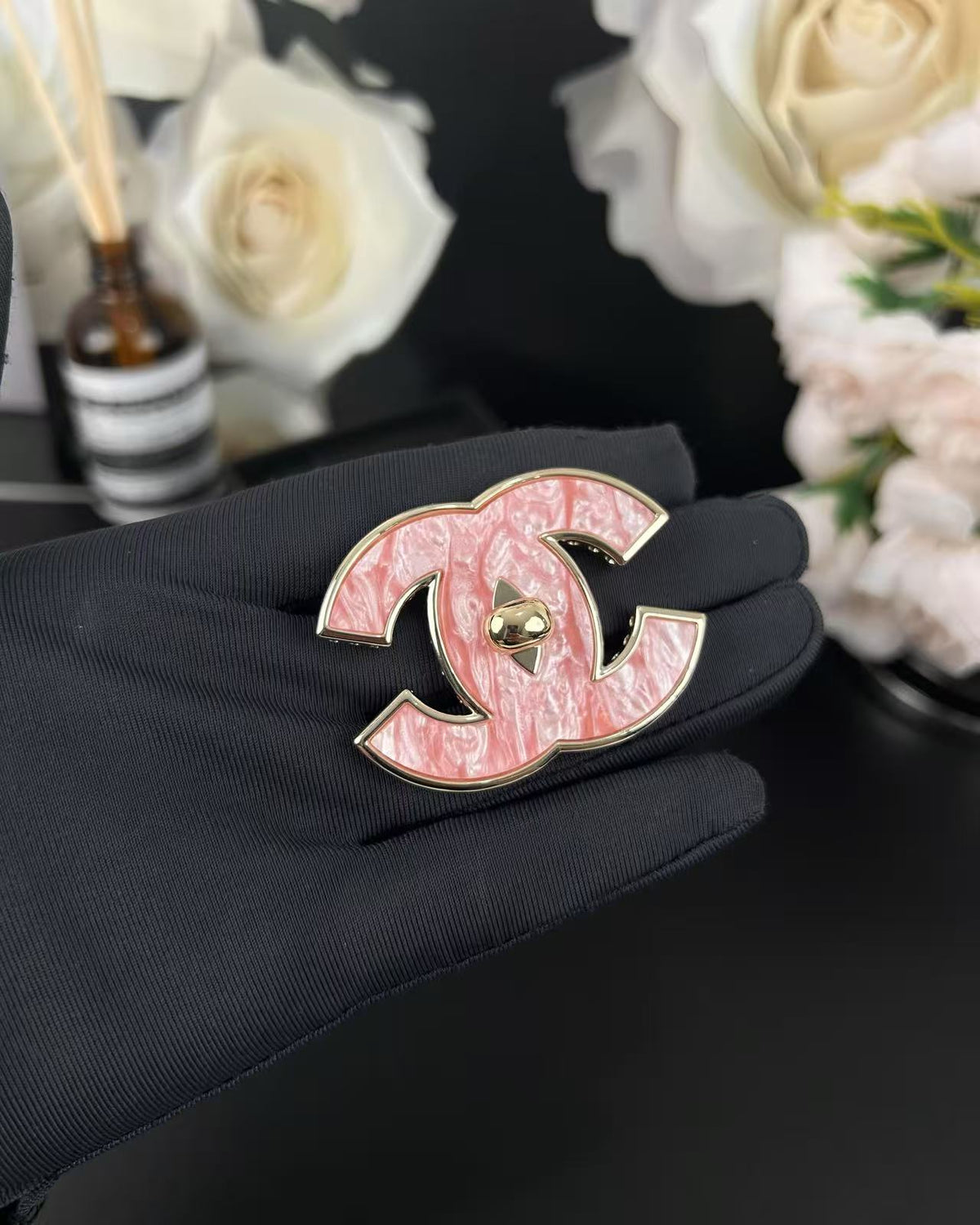 [⭐Clover Jewelry]Pink Resin Classic Brooch 5cm