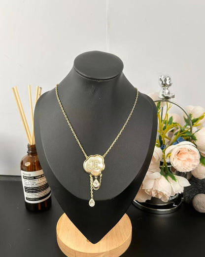 [⭐Clover Jewelry]Cloud Pearl Mother-of-Pearl Diamond Chain Pendant Necklace