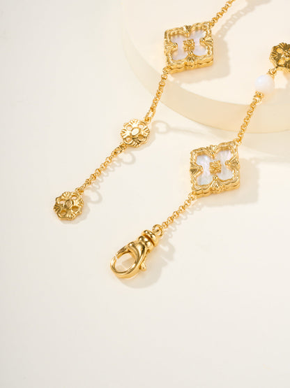 [⭐Clover Jewelry]B.C.L ENAMELED Three-Flower Bracelet（Trumpet)