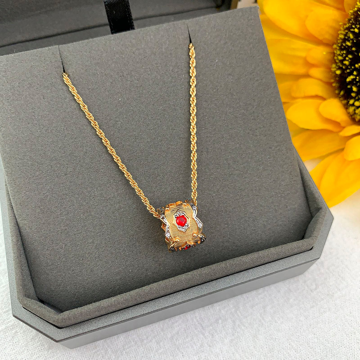 [⭐Clover Jewelry] B.C.L “Little Waist” Enamel  NECKLACE（Various colors