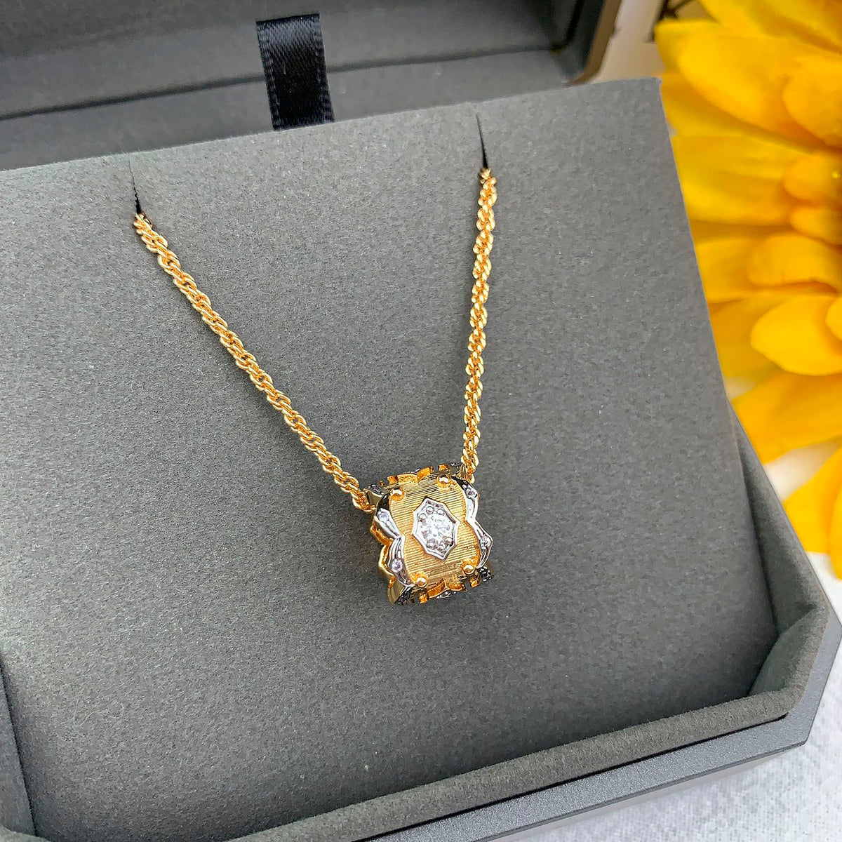[⭐Clover Jewelry] B.C.L “Little Waist” Enamel  NECKLACE（Various colors