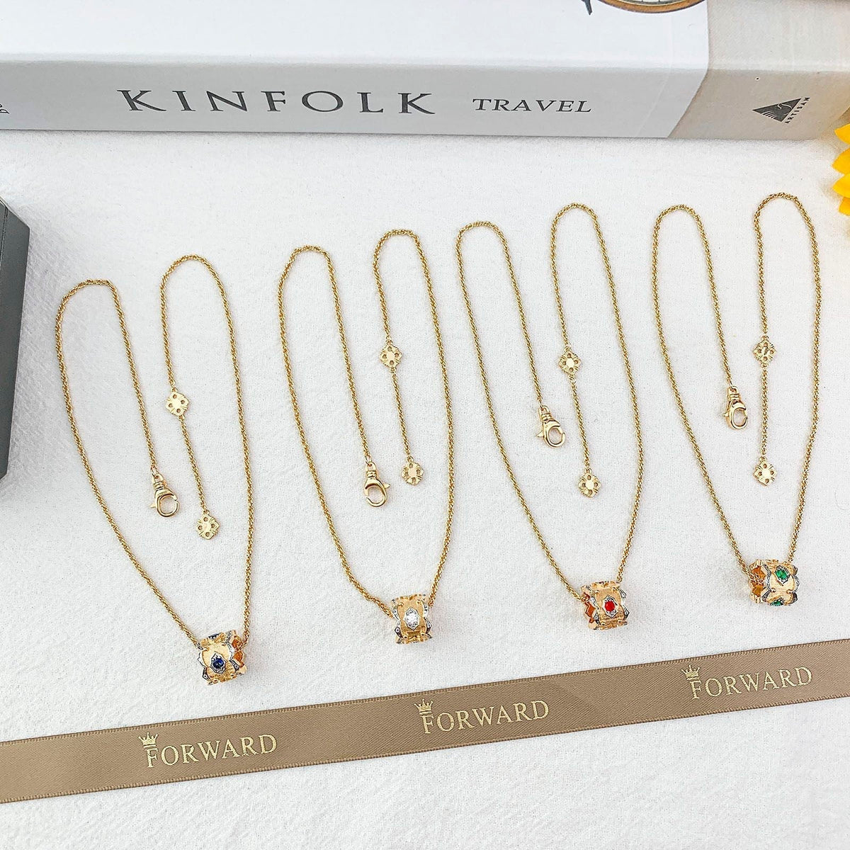 [⭐Clover Jewelry] B.C.L “Little Waist” Enamel  NECKLACE（Various colors