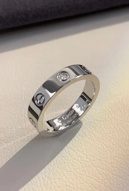 [⭐Clover Jewelry]LOVE RING 4MM 1 DIAMOND SILVER