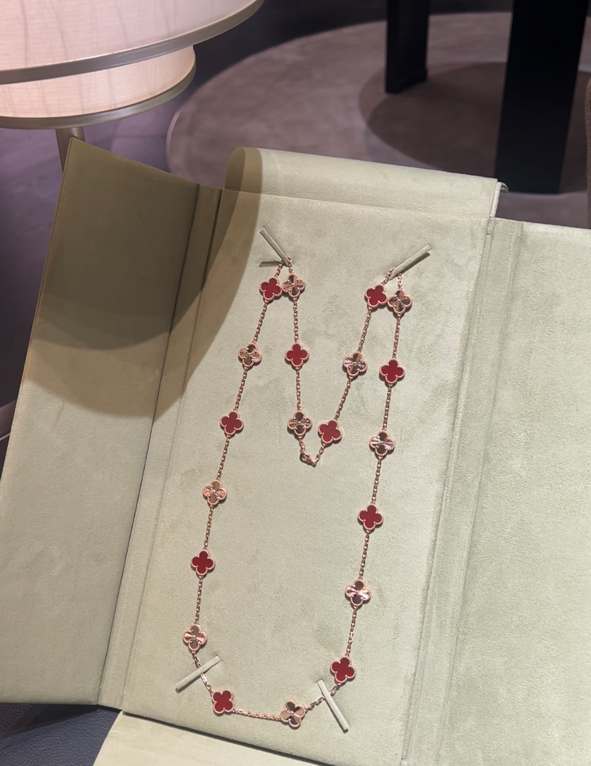 [⭐Clover Jewelry]CLOVER 20 MOTIFS LASER CARNELIAN NECKLACE