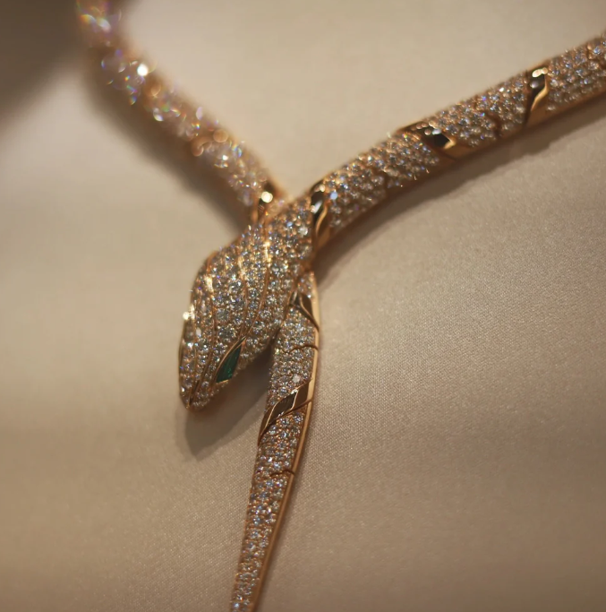 [⭐Clover Jewelry]HAUTE COUTURE GOLD SERPENTI NECKLACE