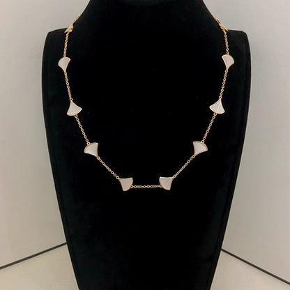 [⭐Clover Jewelry]NEW ARRIVAL: TEN-FLOWER DRESS AND GOLD NECKLACE