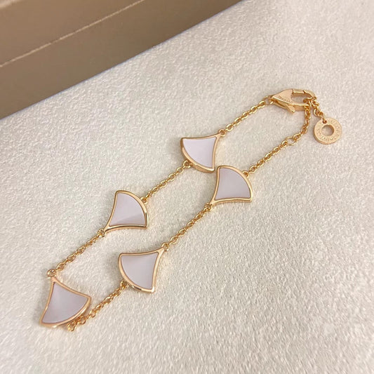 [⭐Clover Jewelry]NEW FLORAL SKIRT AND GOLD BRACELET