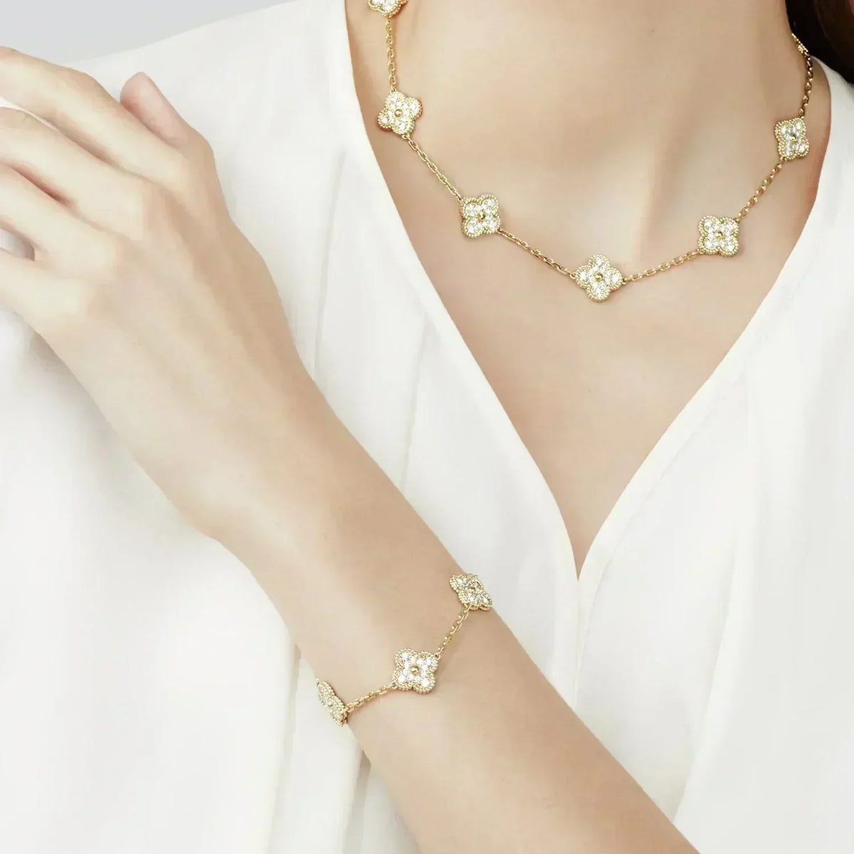 [⭐Clover Jewelry] CLOVER 5 MOTIF FULL DIAMOND BRACELET COLLECTION