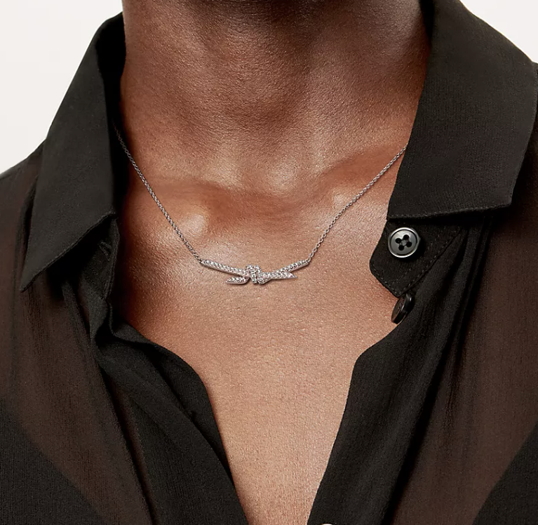 [Clover Jewelry]KNOT PENDANT SILVER DIAMOND NECKLACE
