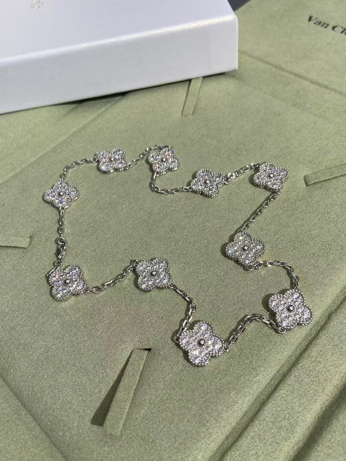[⭐Clover Jewelry]CLOVER 10 MOTIFS  FULL DIAMOND NECKLACE