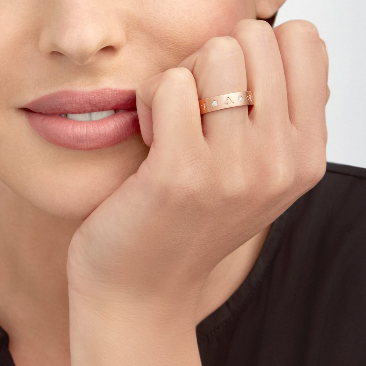 [⭐Clover Jewelry]ZERO 1 ESSENTIAL PINK GOLD BAND WITH DIAMONDS RING