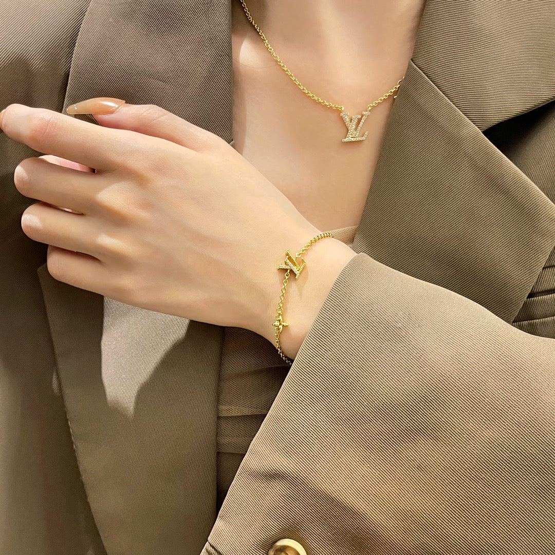 [⭐Clover Jewelry]LOGO STAR MOTIF GOLD BRACELET
